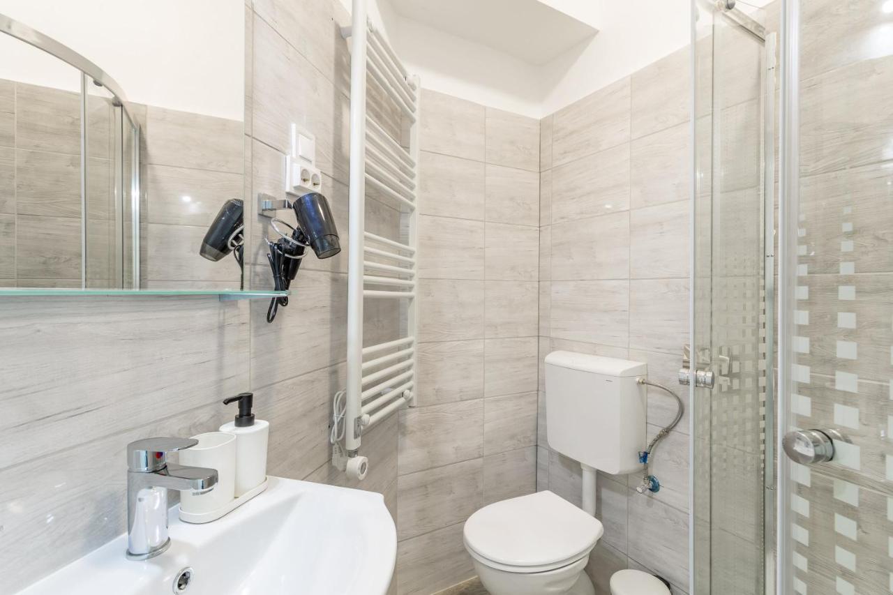Super Central Super Small Budapest Luaran gambar