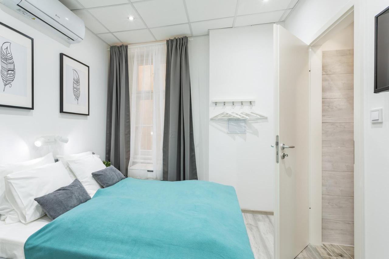 Super Central Super Small Budapest Luaran gambar