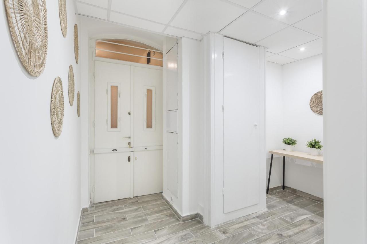 Super Central Super Small Budapest Luaran gambar